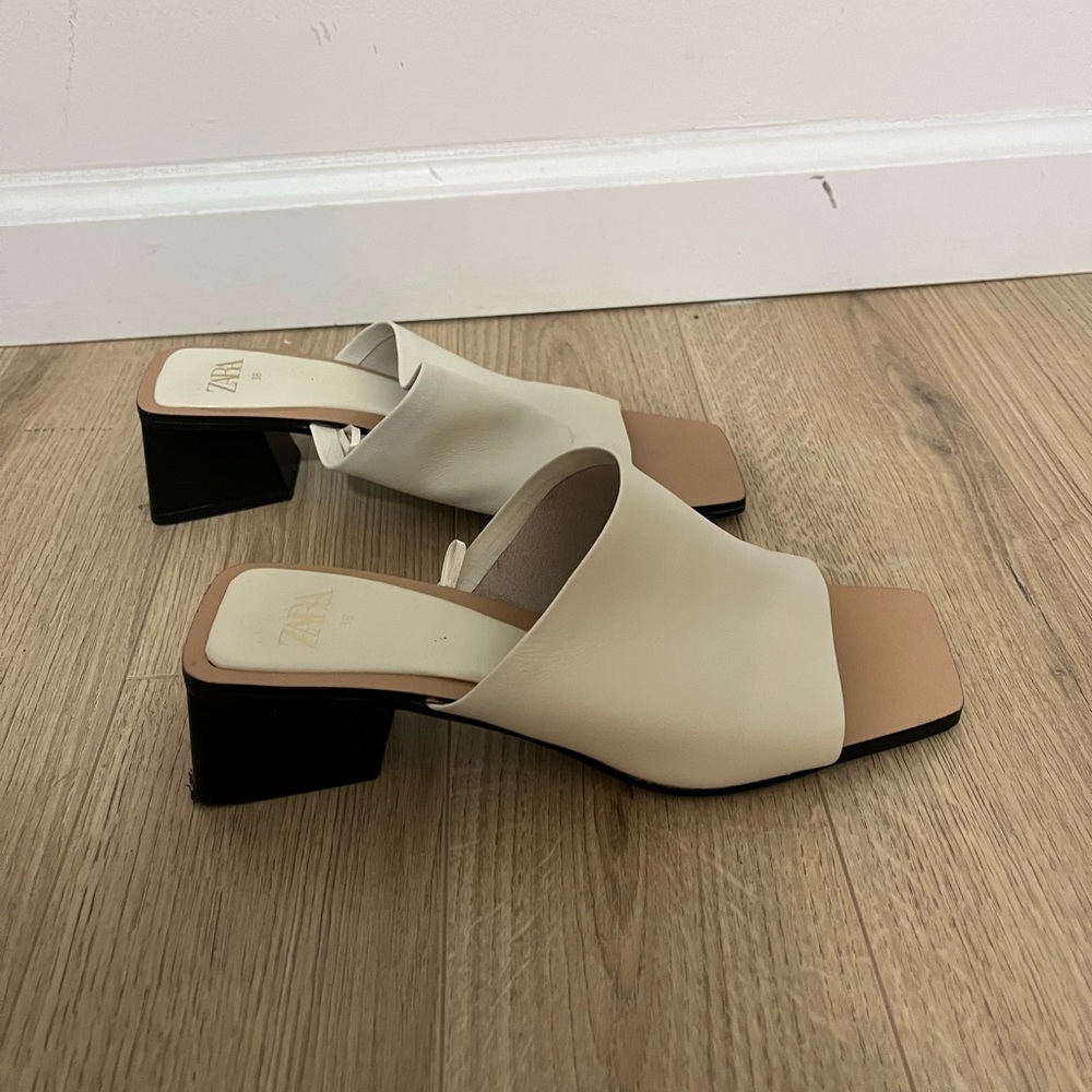 Zara White Leather Heeled Sandals